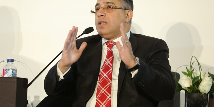 الدكتور أحمد شلبي خلال قمة مصر الاقتصادية