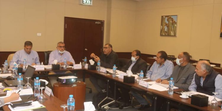 اجتماع عفيفي بمسئولى مشروعات حياة كريمة