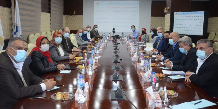 مسئولو  هيئة المجتمعات العمرانية الجديدة يعرضون على وفد عراقي التجربة العمرانية  للهيئة في عهد الرئيس عبدالفتاح السيسي