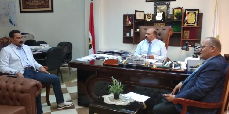 مياه القناة تعقد اجتماعا لحل مشكلات المواطنين بالقصاصين