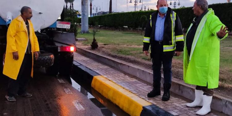 عمل مستمر لغرفة الطوارىء.. استعدادات شركة الصرف الصحى بالإسكندرية لنوة قاسم