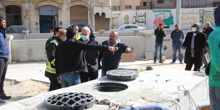 جولة ميدانية لرئيس القابضة للمياه لمتابعة استعدادات شركة الصرف الصحى بالإسكندرية لمواجهة النوة