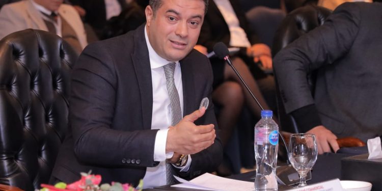 إدريس محمد: البنية التحتية القوية في المدن الجديدة وتقديم حوافز استثمارية للمصنعين يدعم المطور الصناعى