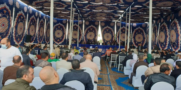 جانب من المزاد