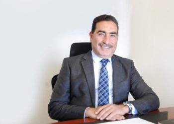 مباني إدريس تترجم جهود الدولة فى تنمية الصعيد بالتوسع بتنفيذ مجمعات سكنية وطبية بأسيوط الجديدة