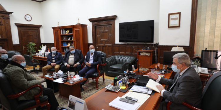 القابضة للمياه : مراجعة استعدادات شركات المياه والصرف الصحى بالقاهرة الكبرى والمحافظات لمواجهة الأمطار