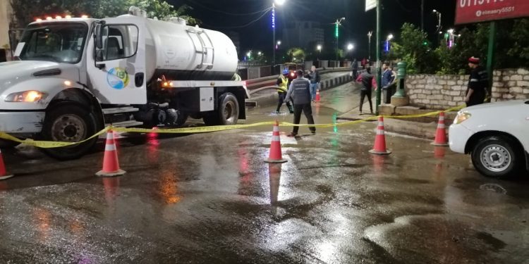 دون قطع الخدمة.. مياه أسيوط تتعامل مع مياه الأمطار وانقطاع الكهرباء ببعض المحطات