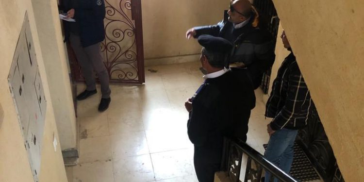 جانب من حملة الضبطية القضائية على الشقق المخالفة فى أكتوبر