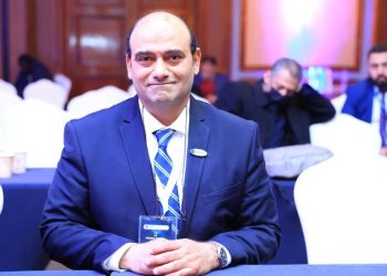 الدكتور أحمد أبوطالب