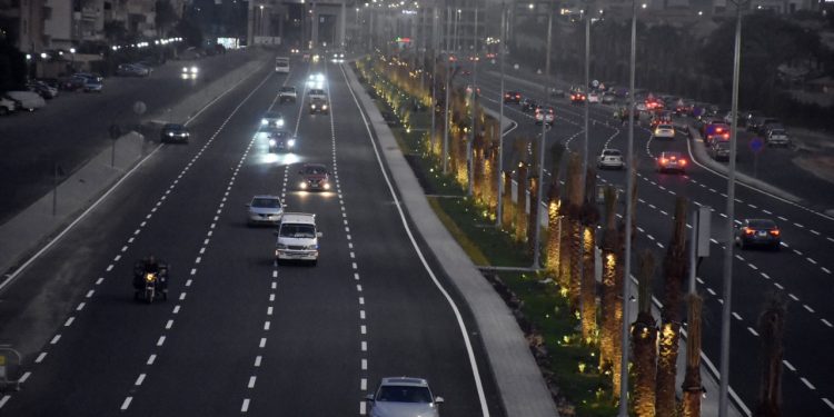 مشروعات الطرق بالقاهرة الجديدة