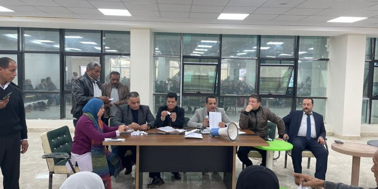 جانب من الاقتراع بسوق الباعة الجديد فى العبور