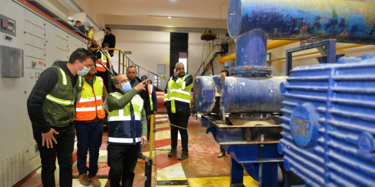 جولة تفقدية لرئيس مياه الإسكندرية لتفقد مشروعات حياة كريمة والاستعداد لنوة الفيضة الكبرى