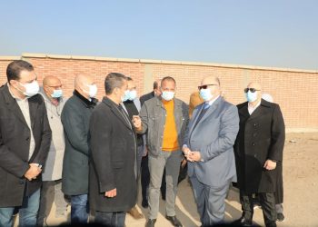 محافظ القاهرة يتفقد رفع تراكمات مخلفات البناء بالسلام