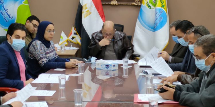 مياه أسيوط تعقد اجتماعا لمجلس إدارة المدرسة الفنية للمياه