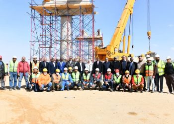 وزير الإسكان الايفوارى خلال زيارته لمشروعات المقاولون العرب