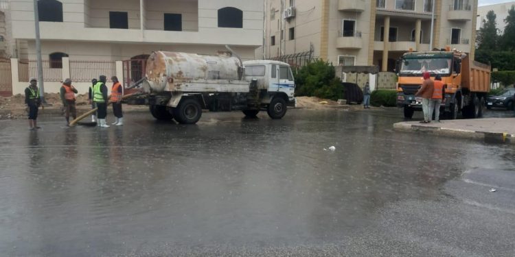 أجهزة المدن الجديدة تواجه موجة الطقس السييء وآثار سقوط مياه الأمطار