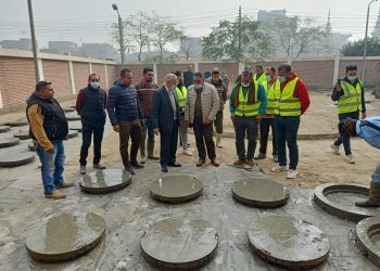 مياه القليوبية: تصنيع أغطية البلاعات من الخرسانة المسلحة لمواجهة السرقات