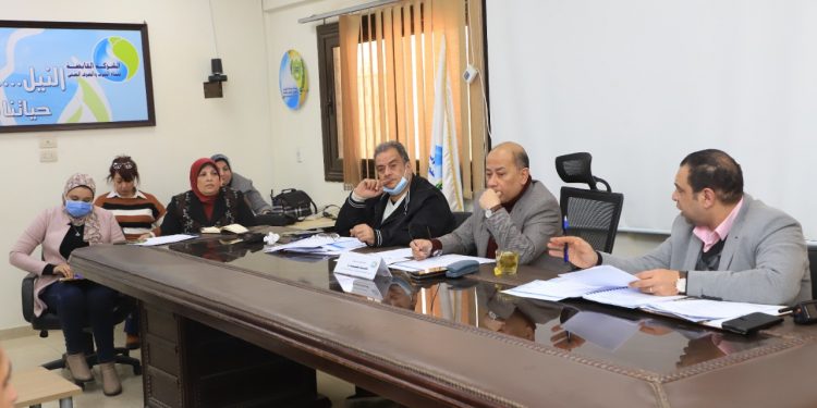 مياه أسيوط تتابع الموقف التنفيذى لمشروعات حياة كريمة.. ودرة يأكد على الالتزام بالجدول الزمنى