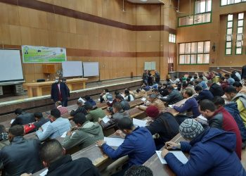 5925 متقدم.. جامعة سوهاج تجرى اختبارات المتقدمين لوظيفة محصل وقارى بمياه الشرب