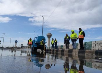 باستخدام 125 معدة.. القابضة للمياه تواجه الأمطار بالقاهرة والجيزة.. وطوارئ بالمحافظات