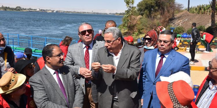 عبدالوهاب: مشروع الترشيح الطبيعى بالأقصر مشروع قومى لإنتاج مياه شرب آمنة ومستدامة