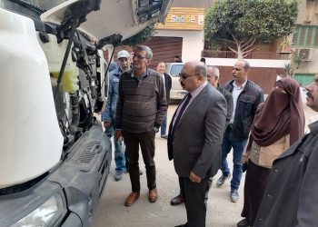 ضمن مبادرة حياة كريمة.. مياه القناة تدعم أسطول المعدات بسيارات كسح جديدة