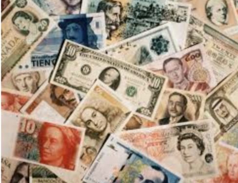 الدينار الكويتي يستقر علي سعره 57.81 جنيها .. أسعار العملات العربية اليوم