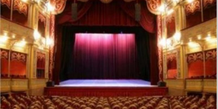 التعبئة والإحصاء: زيادة الفرق المسرحية إلي 72 فرقة خلال 2020