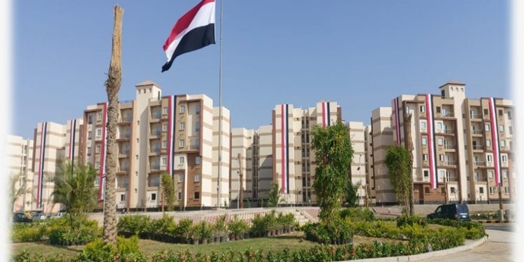 انتهاء 9024 شقة ضمن سكن الموظفين.. وزير الإسكان يتابع موقف المشروعات المختلفة بمدينة بدر