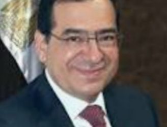 طارق الملا: 440 ألف سيارة تم تحويلها للعمل بالغاز الطبيعي