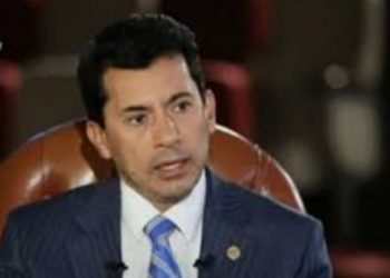 وزير الشباب والرياضة : الوزارة توالي إهتمام كبيرا بتطوير مراكز الشباب