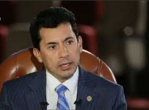 وزير الشباب والرياضة : الوزارة توالي إهتمام كبيرا بتطوير مراكز الشباب