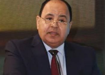 وزير المالية يستعرض تقريرا حول جهود مصلحة الجمارك لتعزيز الحوكمة بالمنافذ الجمركية