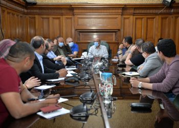 رئيس مياه الإسكندرية يتابع مشروعات إحلال وتجديد شبكة منطقة أبو النوم ضمن حياة كريمة