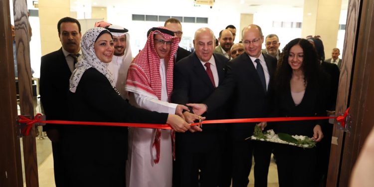 11 سفير دولة عربية وأجنبية ووزير المرافق السابق يفتتحون المعرض الدولى لتنقية وتحلية المياه ومعالجة مياه الصرف