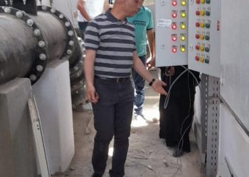 بتكلفة 140 مليون جنيه.. رئيس مياه أسوان يتفقد أعمال المشروع السويسري بخور عواضة