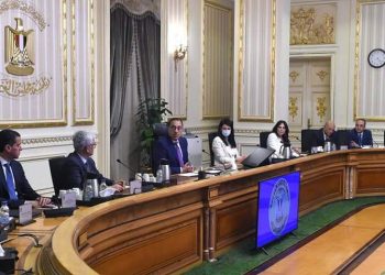 مدبولي: 5.9 مليار دولار قيمة محفظة التعاون بين مصر والبنك الدولي