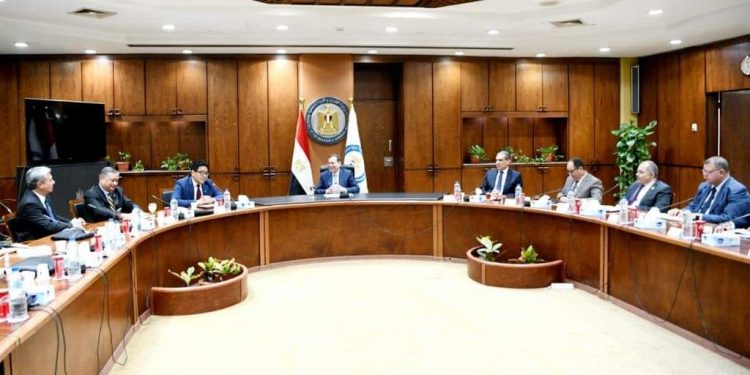 “بتروناس” الماليزية تسعى لزيادة استثماراتها في “الغاز الطبيعى” محليا