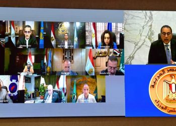 مدبولى: إزالة أى مخالفة بناء على الأراضى الزراعية وإيقاف حصول المخالفين على الدعم التمويني