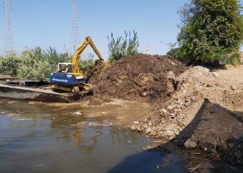 عبد العاطي: التصدي لكافه أشكال التعديات على المجارى المائية