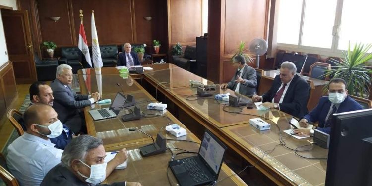 عبد العاطى يتابع اجراءات التعاون مع العراق في مجال الموارد المائية