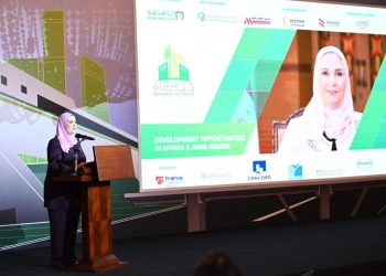 “القباج” تشارك في الدورة السابعة لملتقي بناة مصر 2022