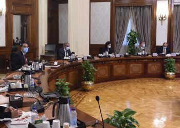 رئيس الوزراء: الملف الاقتصادي يحتل أولوية قصوى على أجندة عمل الحكومة