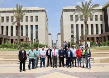 وزير التعليم العالي يتفقد مقر الوزارة الجديد بالعاصمة الإدارية الجديدة