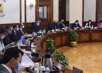 مدبولي يترأس اجتماع اللجنة العليا المعنية بالتحضير لتغير المناخ COP27