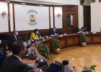 رئيس الوزراء يتابع الموقف التنفيذي للمشاريع الاستثمارية لصندوق مصر السيادي