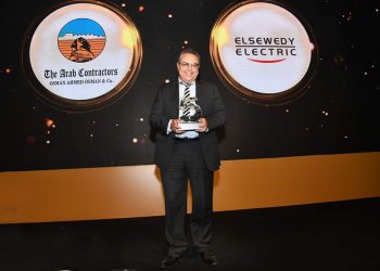 تحالف المقاولون العرب والسويدي إليكتريك يفوز بجائزة أفضل شراكة