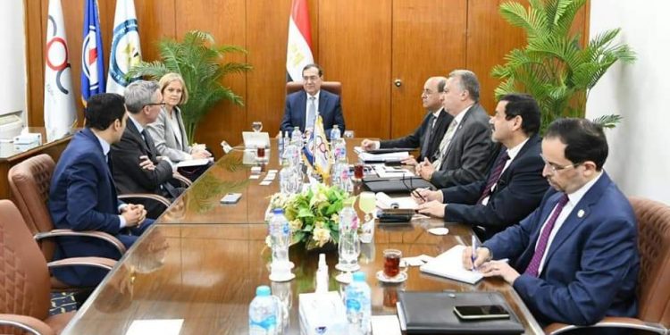 “الملا” يناقش سبل التعاون الممكنة واستكشاف الفرص المتاحة للعمل المشترك مع الشركة النرويج