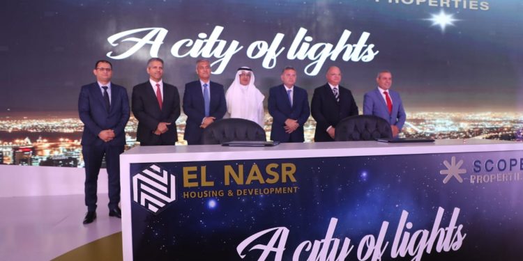 شراكة بين “النصر للإسكان والتعمير” و”سكوب العالمية” لتطوير كورنيش المقطم