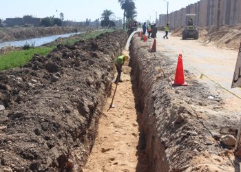 حياة كريمة تتمكن من زيادة ضغط المياه بأولاد إلياس وكيمان سعيد بخط مياه 3.3 كم من مرشحة صدفا